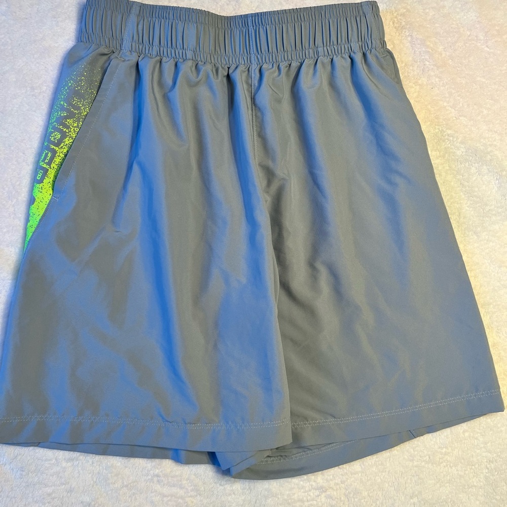 Under Armour Gray Elastic Waist Athletic Shorts